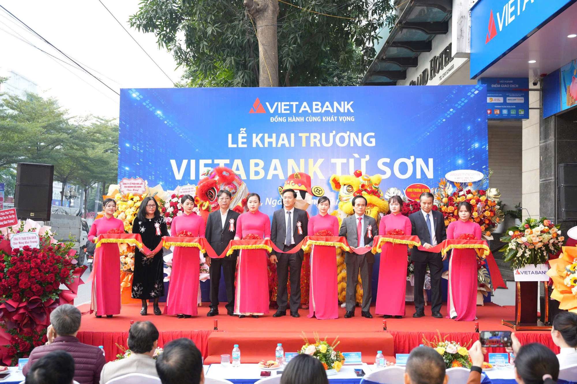 VIETABANK KHAI TRƯƠNG PHÒNG GIAO DỊCH TỪ SƠN