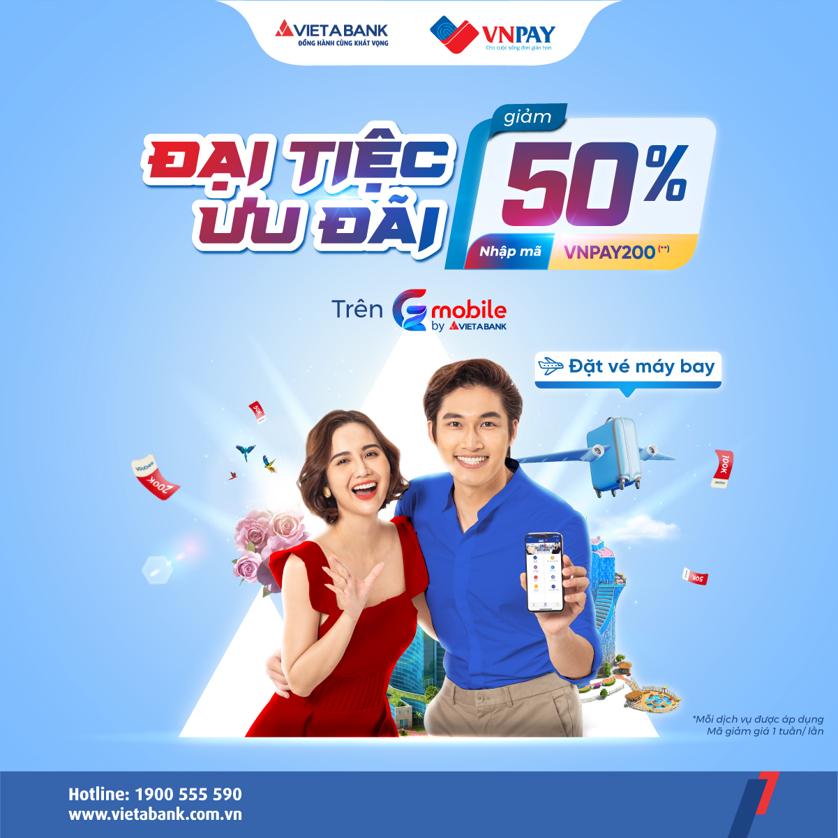 Ứng dụng VietABank EzMobile tung ưu đãi đặt vé máy bay, vé tàu, vé xe, vé xem phim giảm 50%