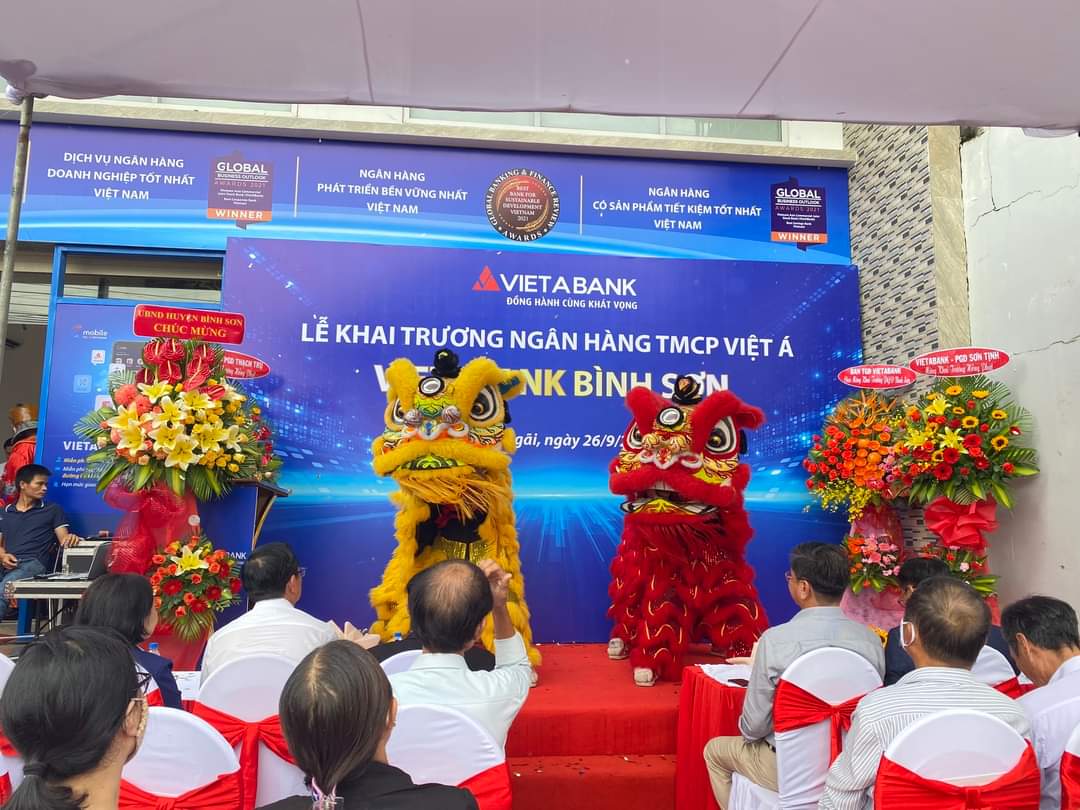 Tưng bừng khai trương trụ sở mới VietABank Bình Sơn 